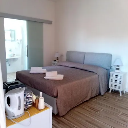 Flamingo Guest House- Гостевой дом Ольбия