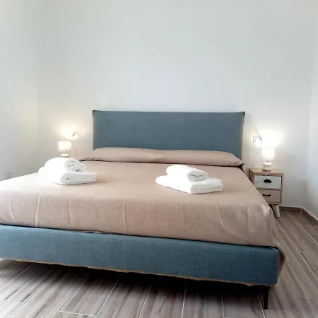 Flamingo Guest House- 奧爾比亞