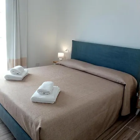 Flamingo Guest House- 奧爾比亞