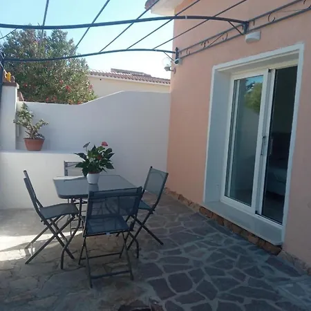 招待所 Flamingo Guest House- 奧爾比亞