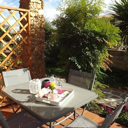 招待所 Flamingo Guest House- 奧爾比亞