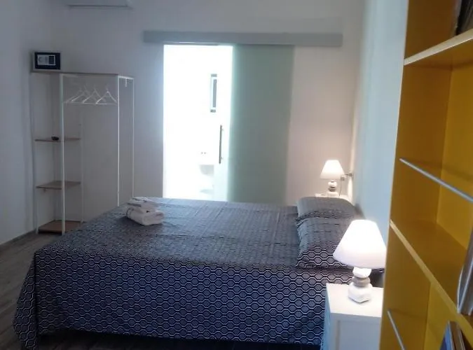 Pensionat Flamingo Guest House- Olbia