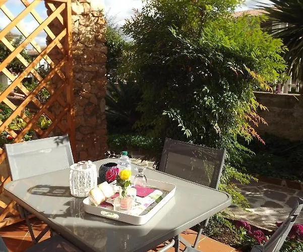 Pensionat Flamingo Guest House- Olbia